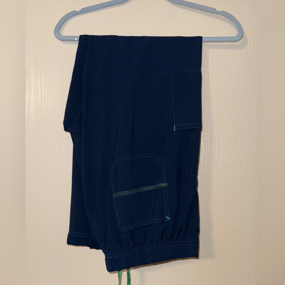 Women’s Carhartt Scrub Pants